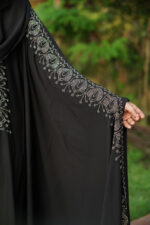 Premium dubai cherri Arabia Borka - Image 3