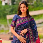 নেভি ব্লু চেক টাঙ্গাইল সুতি বুটিক শাড়ি